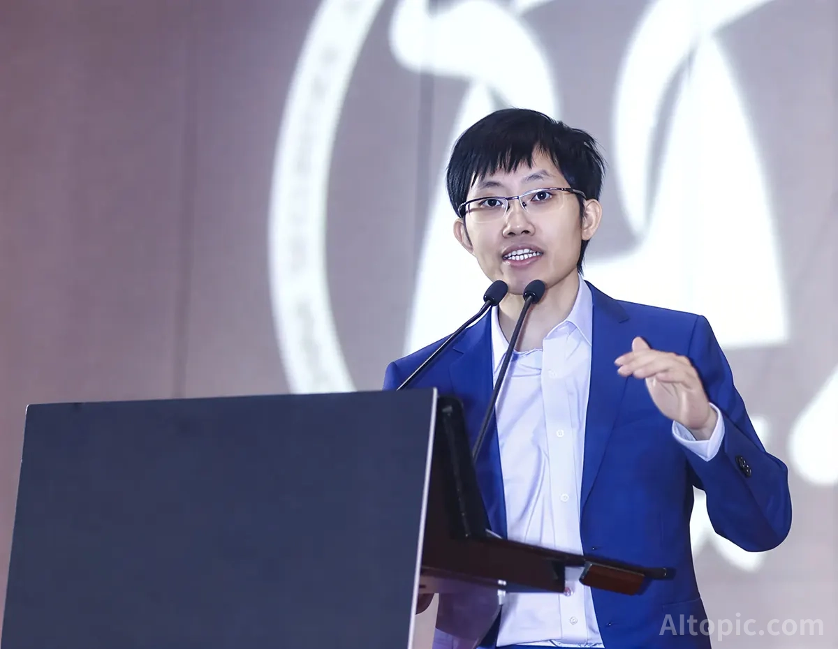 Wenfeng Liang - The Quiet Challenger from Hangzhou: Building China’s Answer to OpenAI